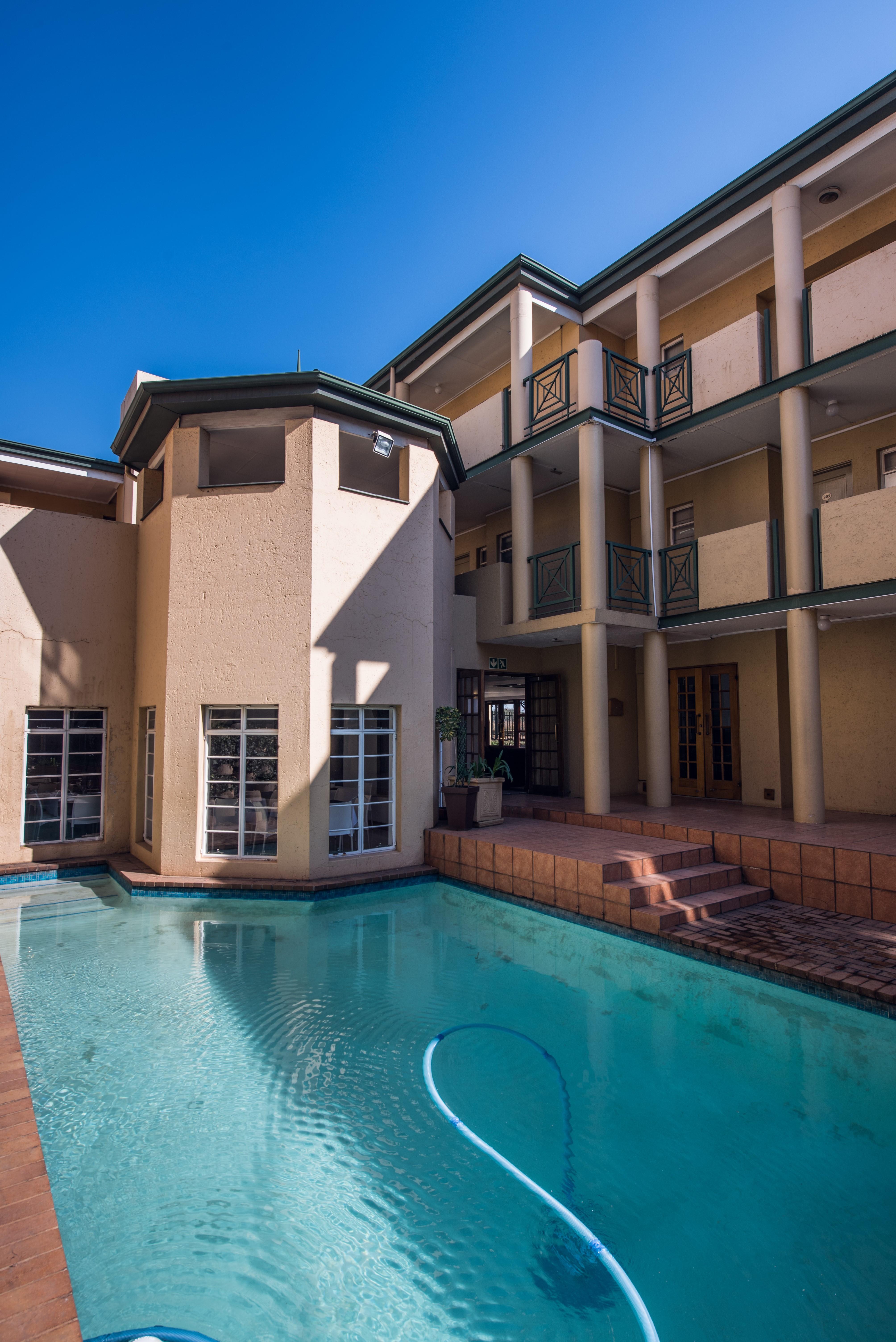 Airport Inn And Suites Edenvale Kültér fotó