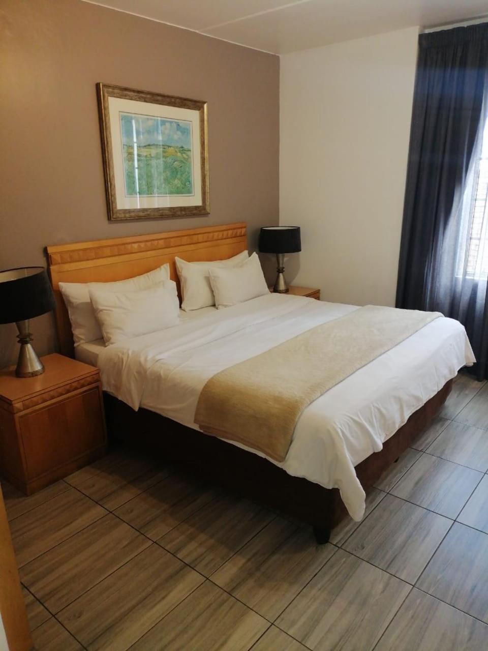 Airport Inn And Suites Edenvale Kültér fotó